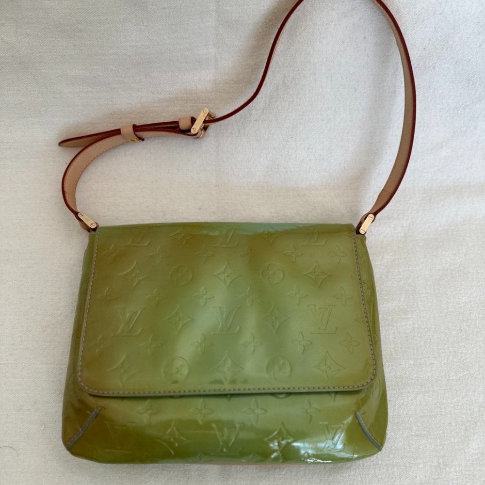 Louis Vuitton Vernis Thompson Street Shoulder Bag - Blue / Green